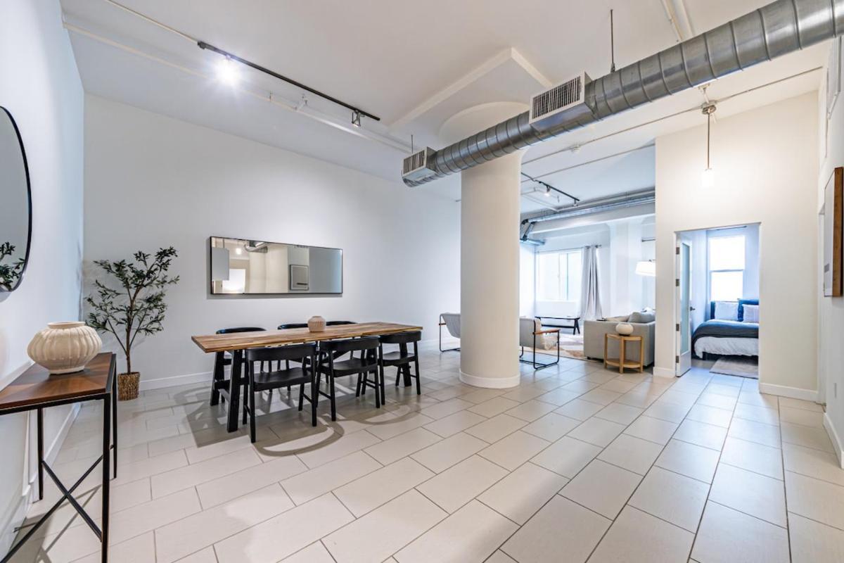 Industrial Style 2br Downtown La With Rooftop! Apartment *