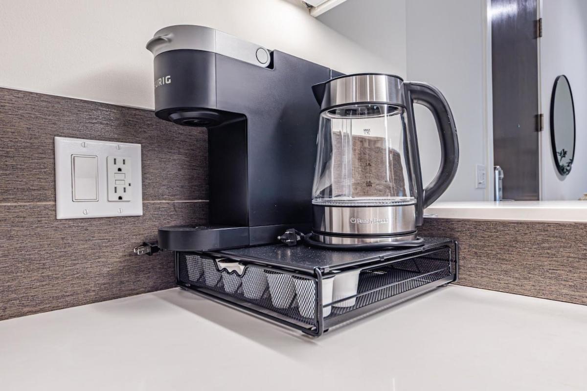 Apartment Industrial Style 2br Downtown La With Rooftop! *